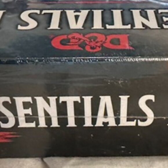 D&D 5e: Ultimate Intro Bundle (Starter, Essentials Kits + Master's Tome) - Picture 2 of 16